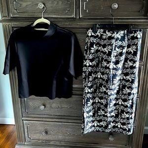 Long straight black and white skirt with zip up back